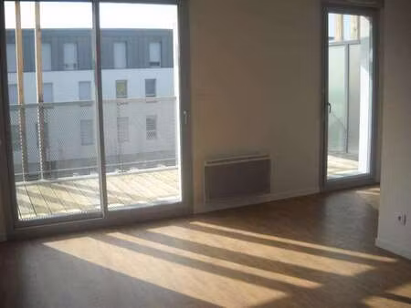 location appartement t1 à sainte-luce-sur-loire (44980) : à louer t1 / 33m² sainte-luce-su