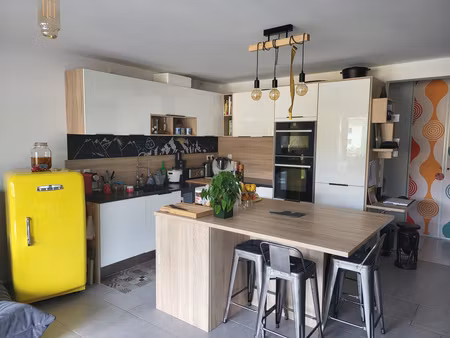 appartement t3 - terrasse, parking et cave