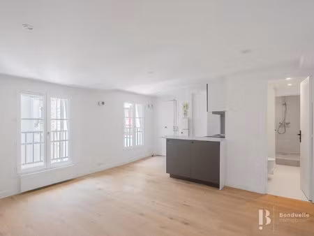 paris iii - beau studio de 27 m2 - refait à neuf - coeur marais