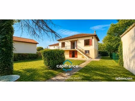 maison 7 pièces 140 m²