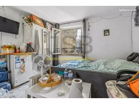 studio 1 pièce 14 m²