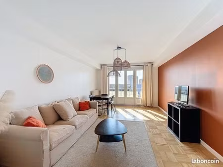 t3 meublé de 80m² avec balcon et box - lyon 08 grange-rouge