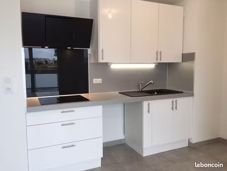 appart récent t2 34m², cuisine, clim, parking, st loup 13011