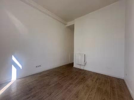 appartement studio 26.96 m2 avec grand jardin