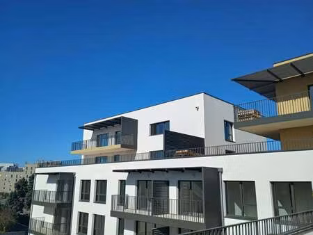 location appartement 6 pièces et plus colocation à saint-jacques-de-la-lande (35136) : à l