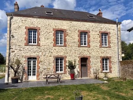 maison 7 pièces - 180 m²