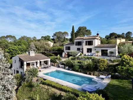 villa avec vue exceptionnelle