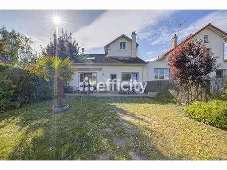 maison 7 pièces - 190 m²