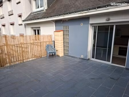 appartement avec grand balcon t3 / lorient