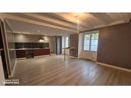 appartement non meublé brioude