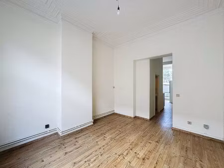 mooie flat met 1 slaapkamer, dicht bij de europese commissie