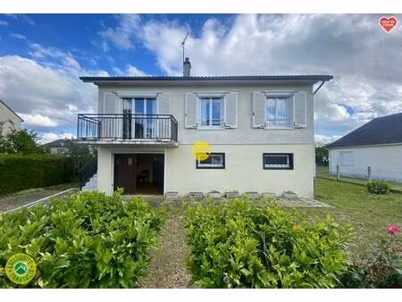 maison 3 chambres centre bourg