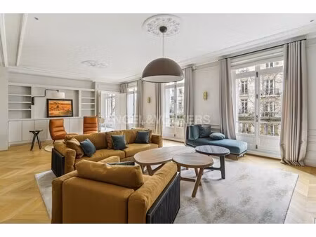 location appartement 8 pièces meublé 263m² paris 7ème
