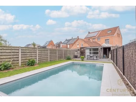 huis te koop in oud-turnhout met 4 slaapkamers