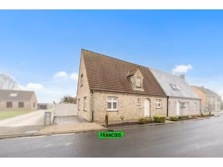 huis te koop in zedelgem met 3 slaapkamers