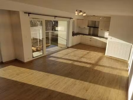 magnifique app 3 chambres avec terrasse - quartier calme !