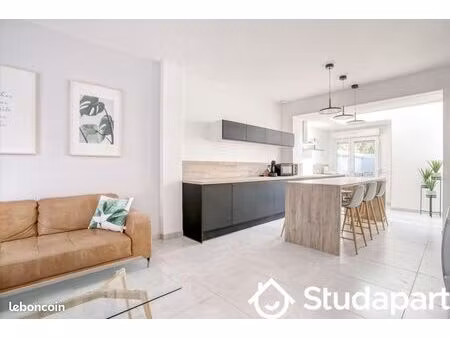 chambre 1 pièce 12 m²