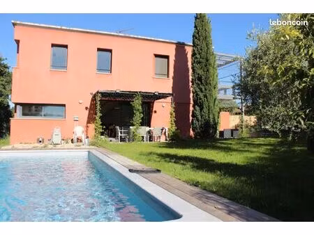 location maison individuelle avec piscine