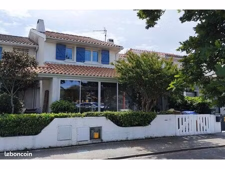 maison t4 115m² - face au port de la hume