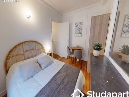 chambre 1 pièce 9 m²
