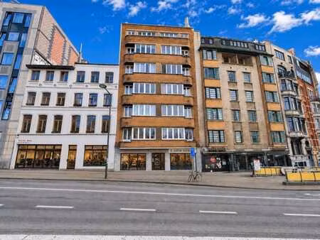 commerce à vendre - av. de la porte de hal
