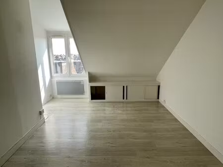 studio - 15 m2 - henriville