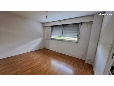 studio 1 pièce 26 m²