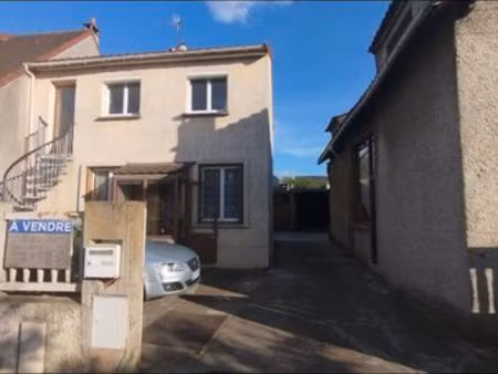 2 maisons à vendre sur même terrain