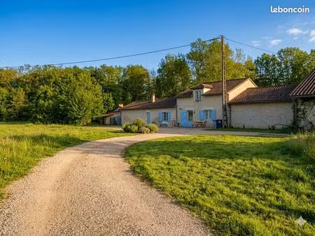 maison 4 pièces 110 m²