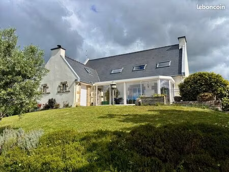 maison 7 pièces 207 m²