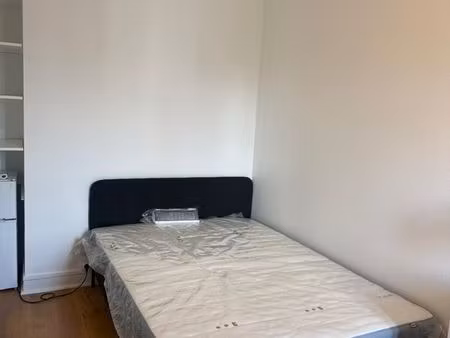 appartement 4 pièces 12 m²
