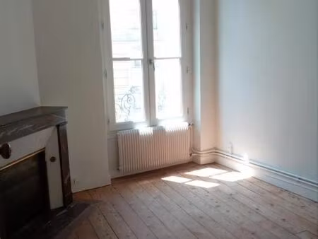 appartement 3 pièces 53 m²