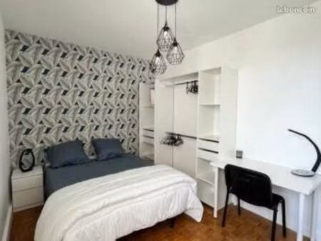 chambre 1 pièce 71 m²