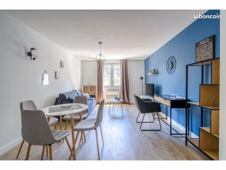 t2 de 34 m2 meublé à lyon 8
