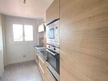 location appartement 3 pièces au mans (72000) : à louer 3 pièces / 72m² le mans