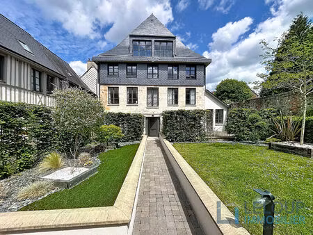 rouen - place rougemare - f2 40 m² sur cour