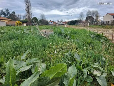 terrain 190 m² feyzin