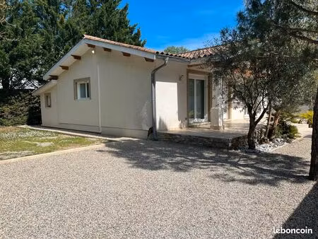 maison a vourles