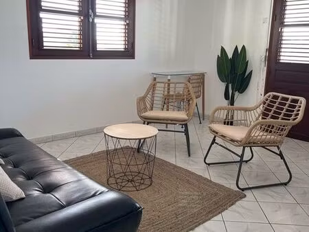 appartement 4 pièces dans maison