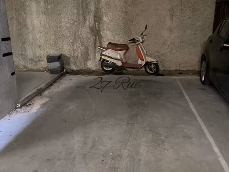 emplacement parking