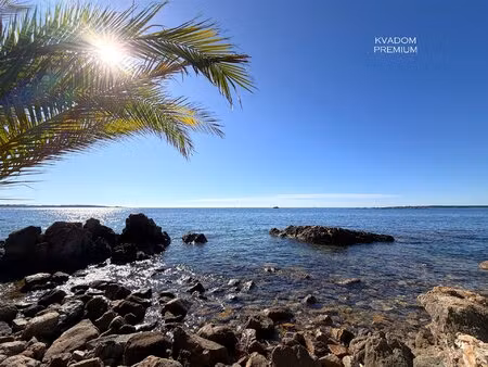 studio vue mer + accès direct à la plage naturiste
