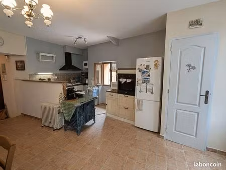 studio 4 pièces 87 m²