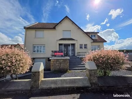 propriété 8 pièces 272 m²