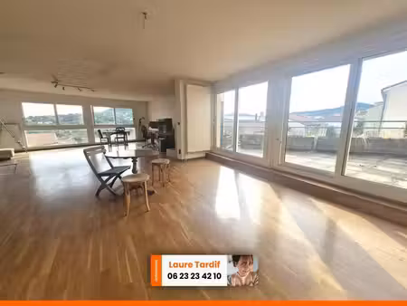 superbe appartement familial de 169 m² – ceyrat – terrasse exceptionnelle et vue imprenabl