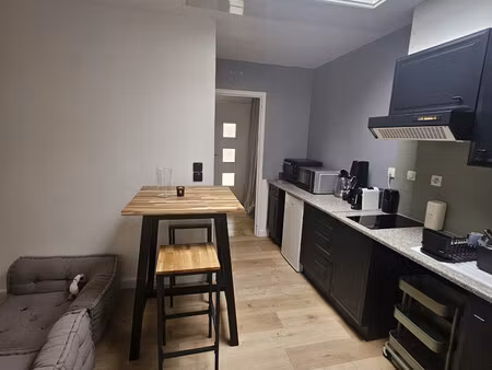 appartement avec terrasse couverte de type maisonnette