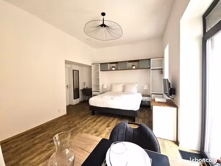 studio premium loué au mois - centre ville - tout confort - loyer tout compris