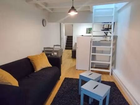 location appartement t1 meublé à laval centre-ville cathédrale (53000) : à louer t1 meublé