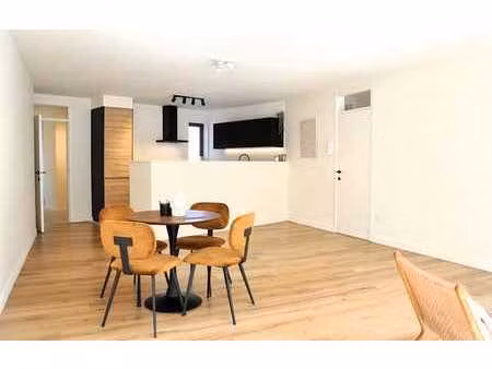 appartement 3 ch prêt à emménager au centre de temse
