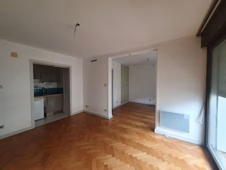t1 bis meuble dans une residence seniors