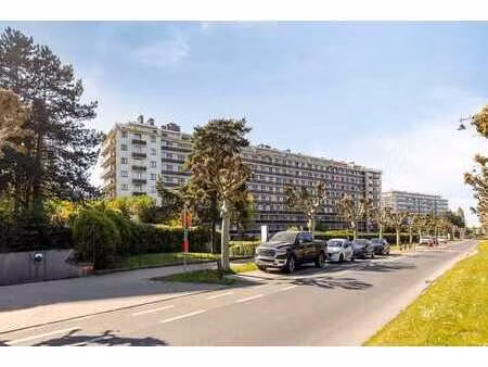 appartement de coin 2 chambres 90m² terrasses, cave, garage